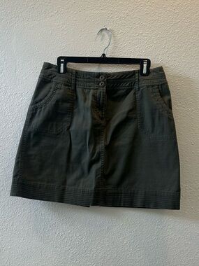 Per Se Olive A-Line Mini Skirt with Front Patch Pockets